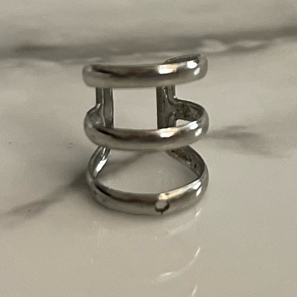 Saffron triple cuff silver cuff earring - Picture 4 of 5